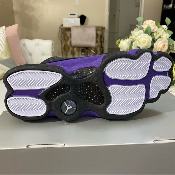 Men's Jordan 13 Retro "Court Purple" Black/Court Purple-White (DJ5982 015). - Picture 4 of 9